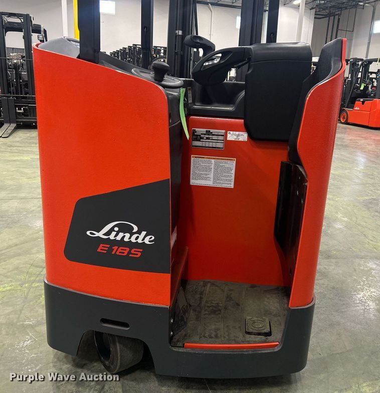 image for item ND9941 2023 Linde E18S forklift