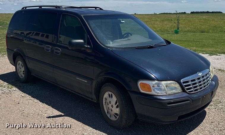 image for item NE9838 2000 Chevrolet Venture LS  van