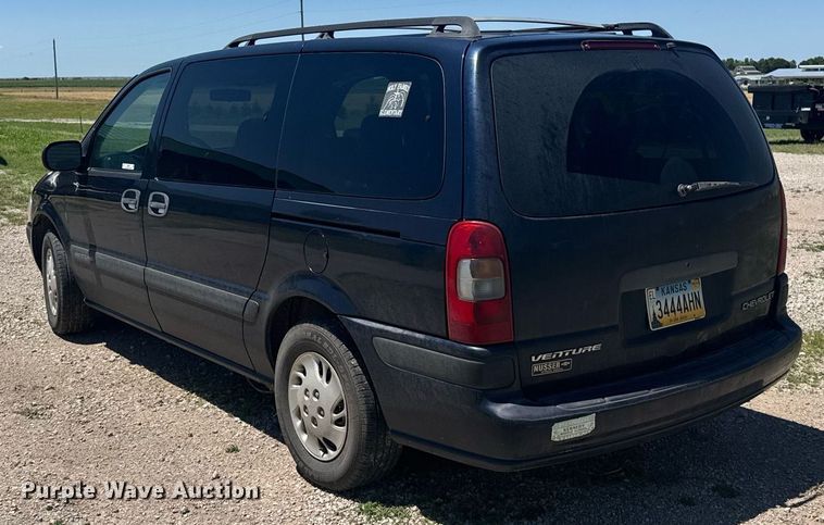 image for item NE9838 2000 Chevrolet Venture LS  van