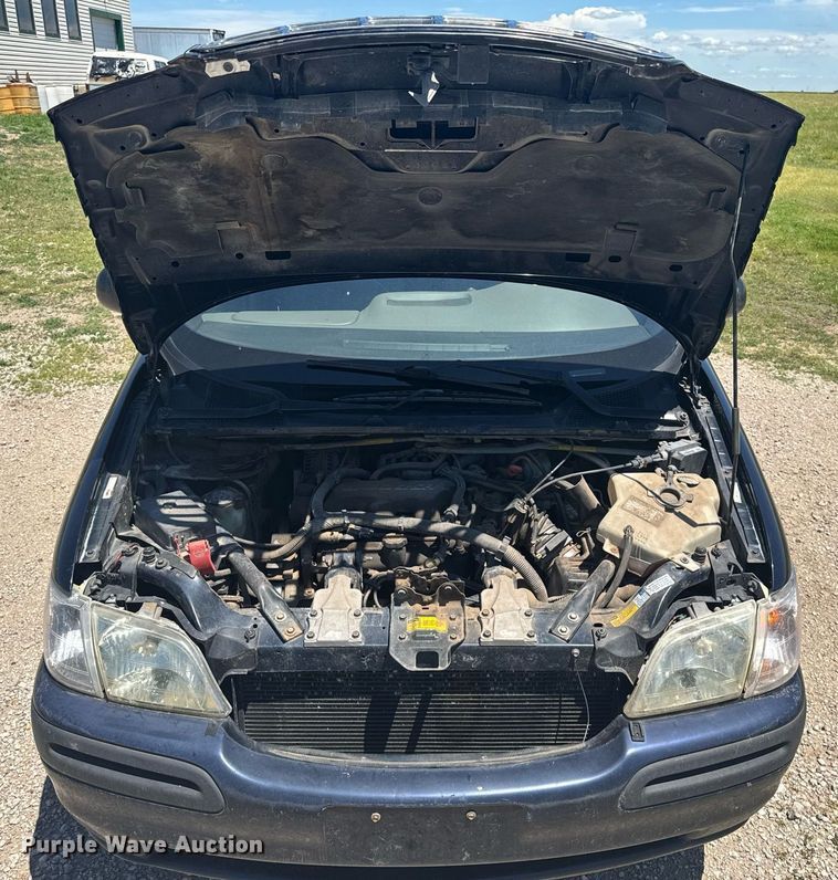 image for item NE9838 2000 Chevrolet Venture LS  van