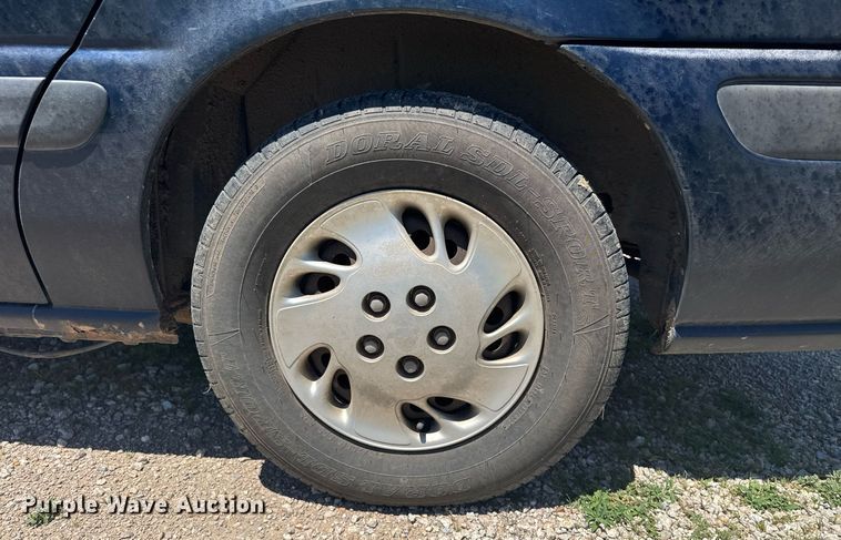 image for item NE9838 2000 Chevrolet Venture LS  van