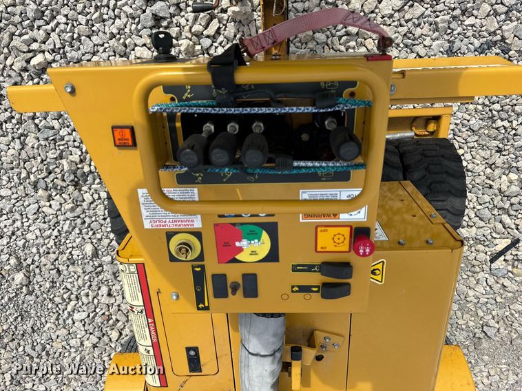 image for item YA0358 2021 Rayco RG55 stump grinder