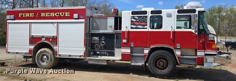 image for item YA0468 2000 Pierce pumper fire truck