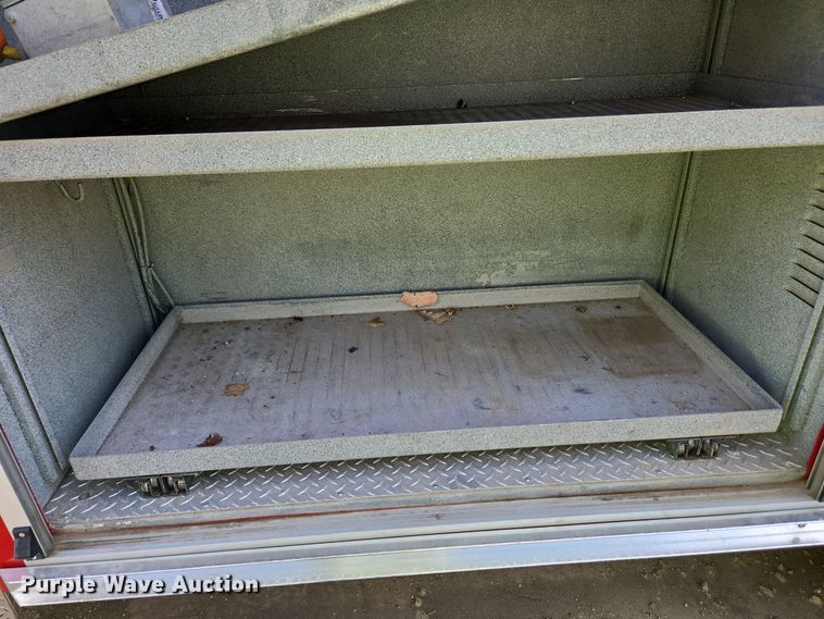 image for item YA0468 2000 Pierce pumper fire truck