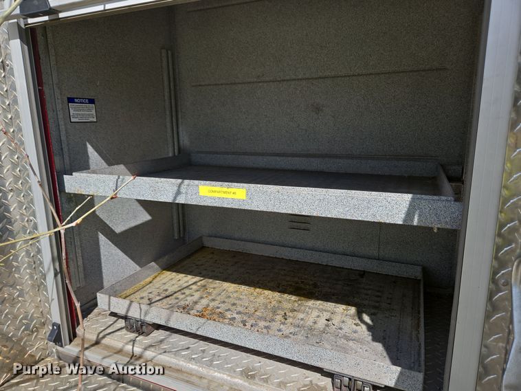 image for item YA0468 2000 Pierce pumper fire truck