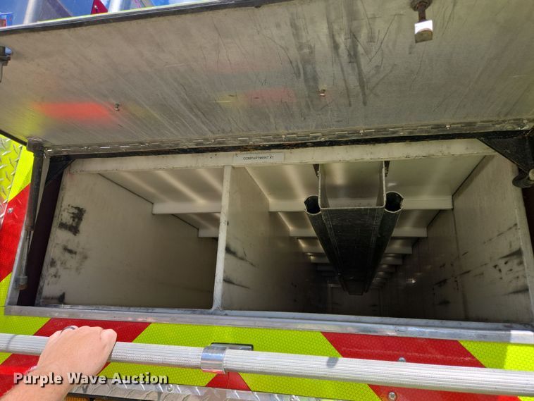 image for item YA0468 2000 Pierce pumper fire truck