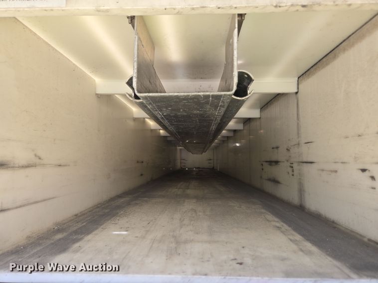 image for item YA0468 2000 Pierce pumper fire truck