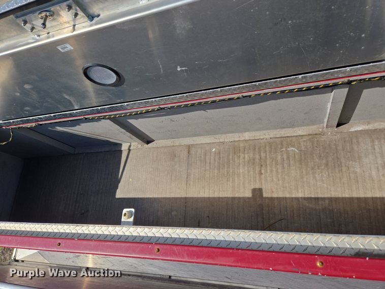 image for item YA0468 2000 Pierce pumper fire truck