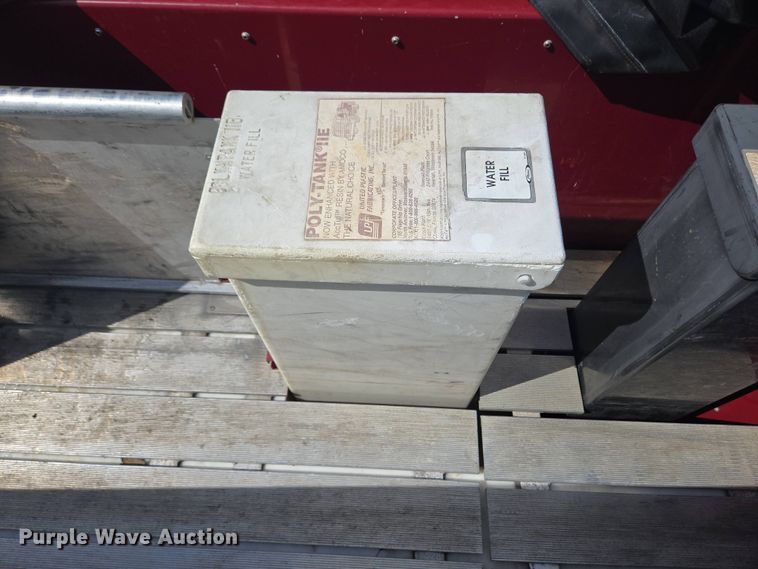 image for item YA0468 2000 Pierce pumper fire truck