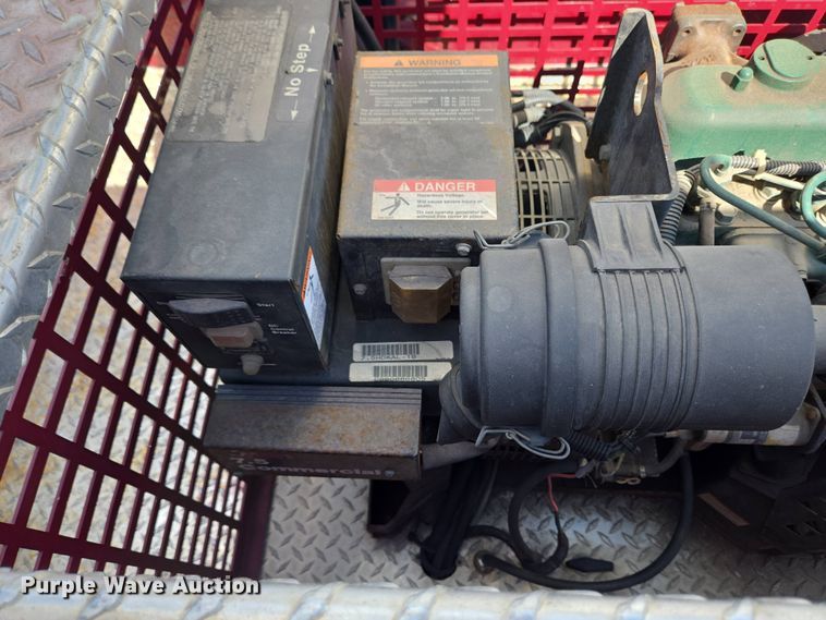 image for item YA0468 2000 Pierce pumper fire truck