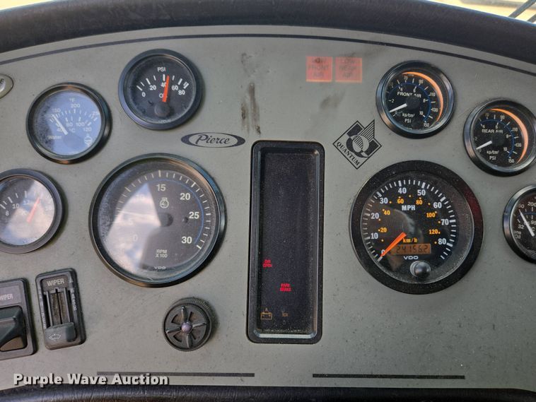 image for item YA0468 2000 Pierce pumper fire truck