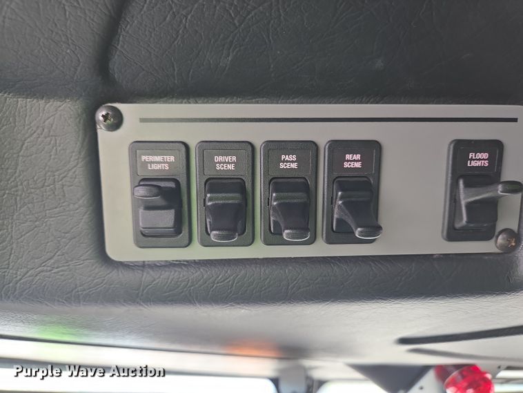 image for item YA0468 2000 Pierce pumper fire truck