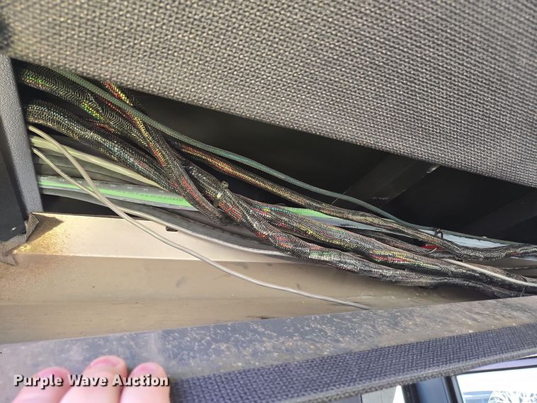 image for item YA0468 2000 Pierce pumper fire truck