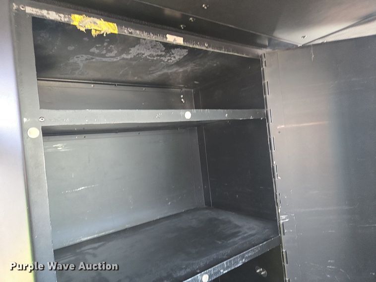 image for item YA0468 2000 Pierce pumper fire truck