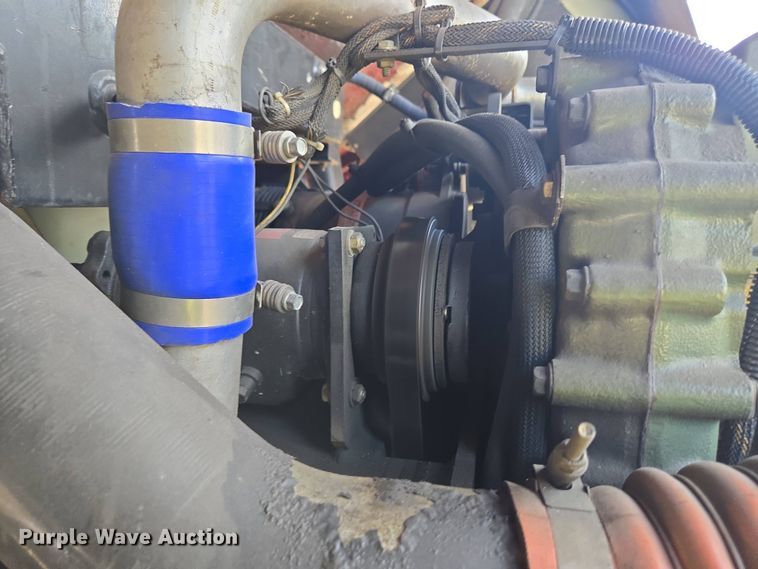 image for item YA0468 2000 Pierce pumper fire truck