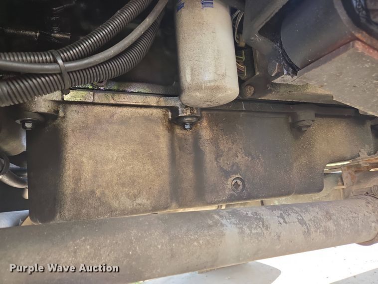 image for item YA0468 2000 Pierce pumper fire truck