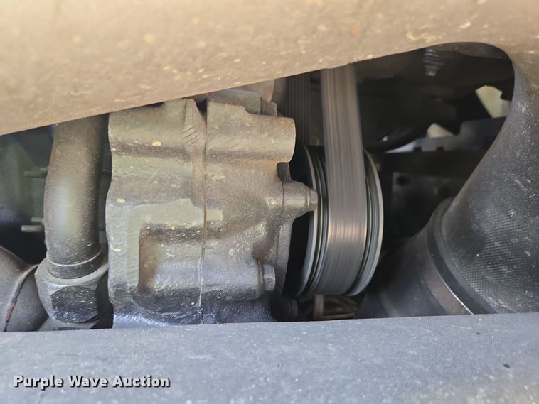 image for item YA0468 2000 Pierce pumper fire truck