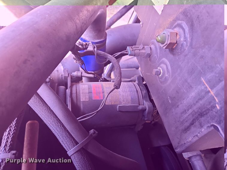 image for item YA0468 2000 Pierce pumper fire truck