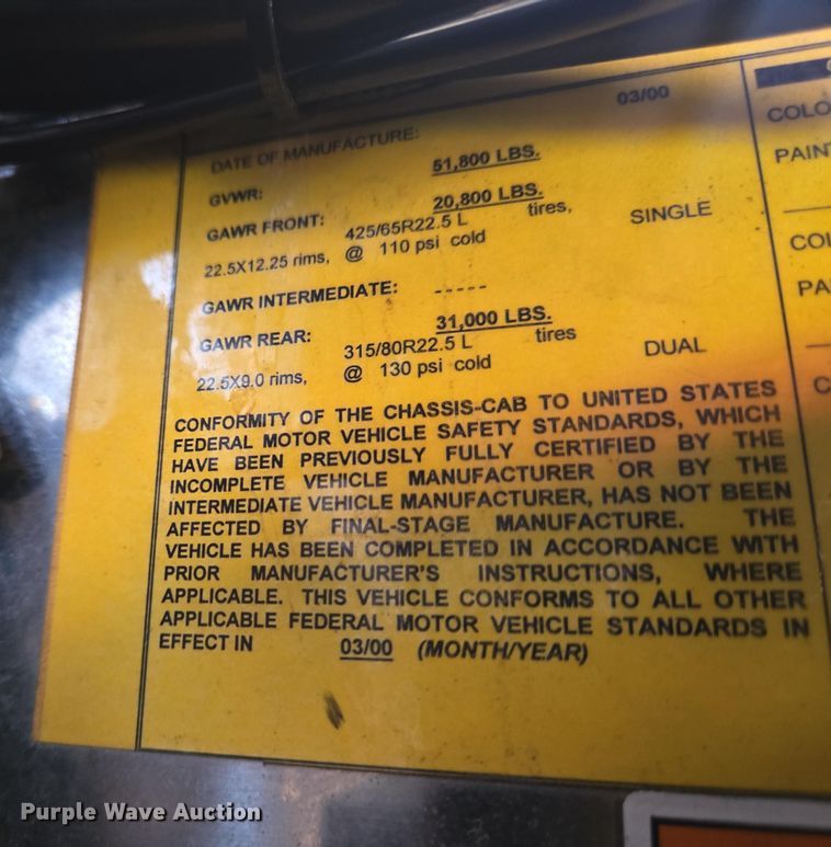 image for item YA0468 2000 Pierce pumper fire truck