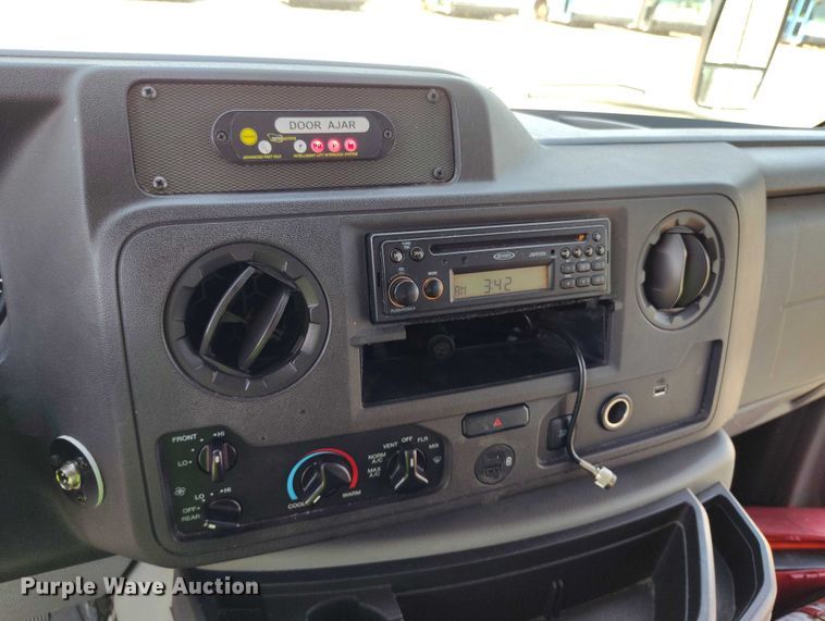 image for item YA0635 2022 Ford E450 shuttle bus