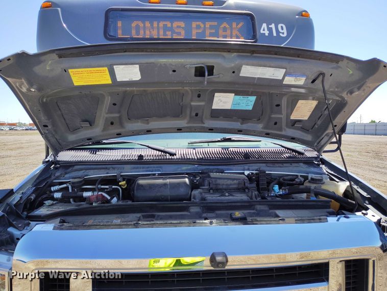 image for item YA0635 2022 Ford E450 shuttle bus