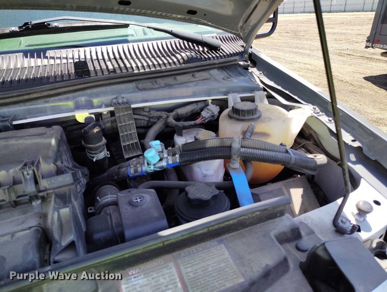 image for item YA0635 2022 Ford E450 shuttle bus