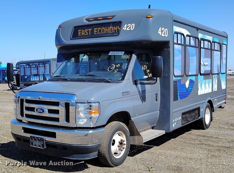 image for item YA0636 2022 Ford E450 shuttle bus
