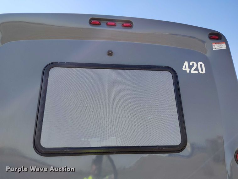 image for item YA0636 2022 Ford E450 shuttle bus