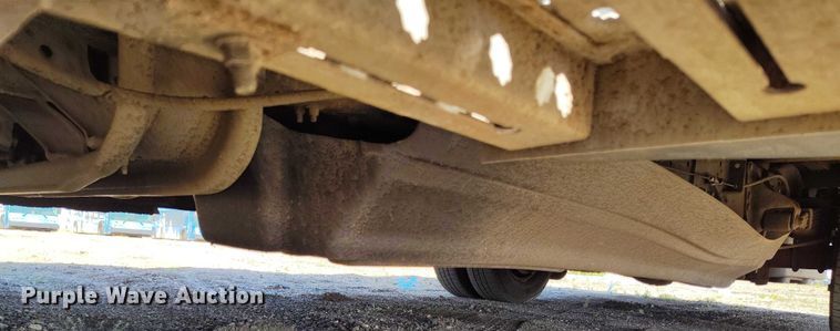 image for item YA0636 2022 Ford E450 shuttle bus