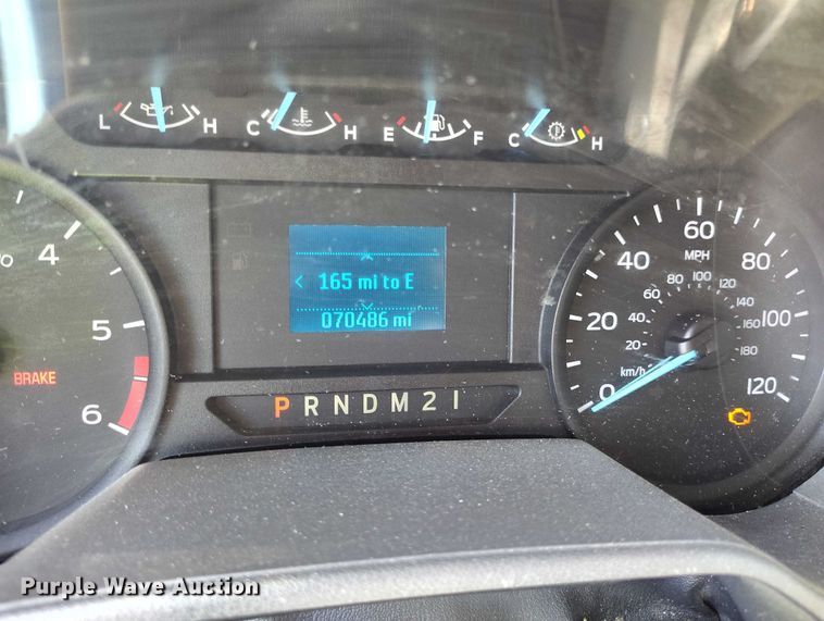 image for item YA0636 2022 Ford E450 shuttle bus