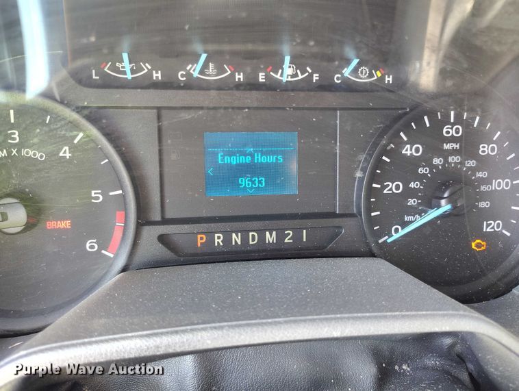 image for item YA0636 2022 Ford E450 shuttle bus