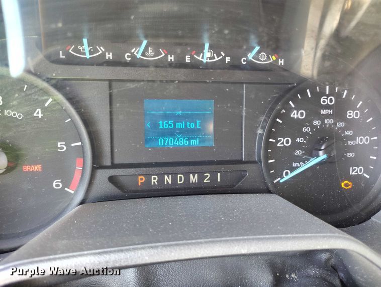 image for item YA0636 2022 Ford E450 shuttle bus