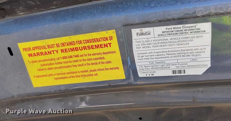 image for item YA0636 2022 Ford E450 shuttle bus