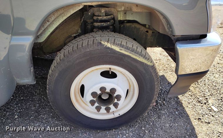 image for item YA0636 2022 Ford E450 shuttle bus