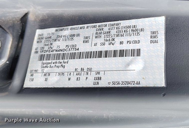 image for item YA0636 2022 Ford E450 shuttle bus