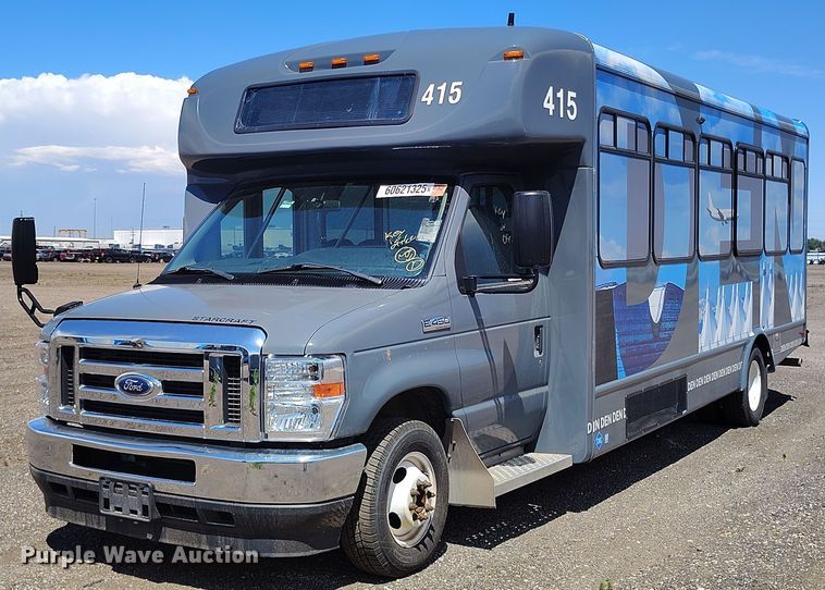 2022 Ford E450