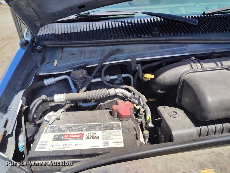 image for item YA0637 2022 Ford E450 shuttle bus