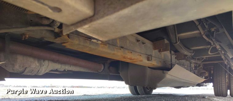 image for item YA0637 2022 Ford E450 shuttle bus