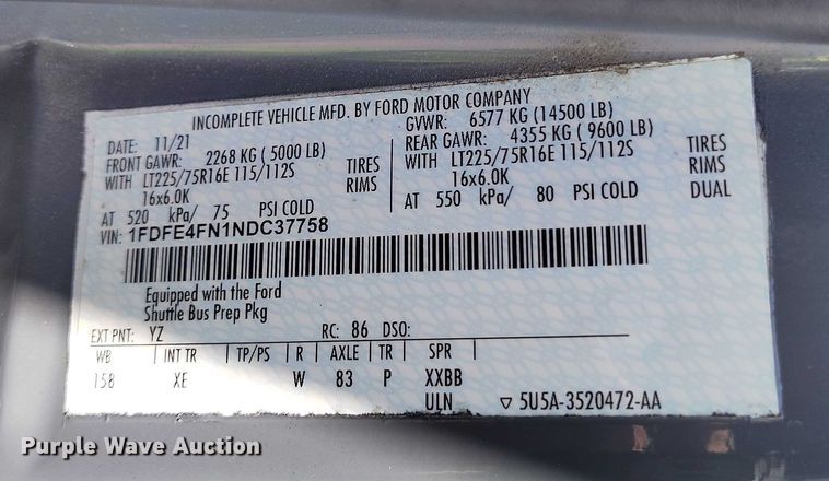 image for item YA0637 2022 Ford E450 shuttle bus