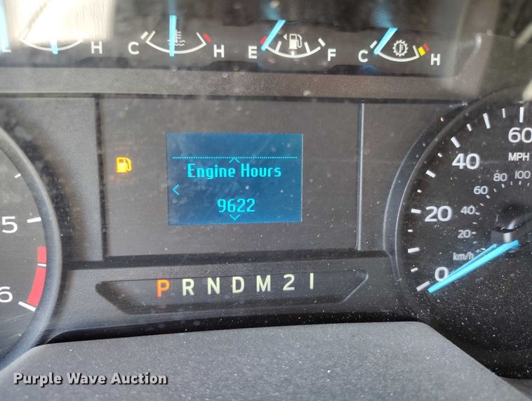 image for item YA0638 2022 Ford E450 shuttle bus