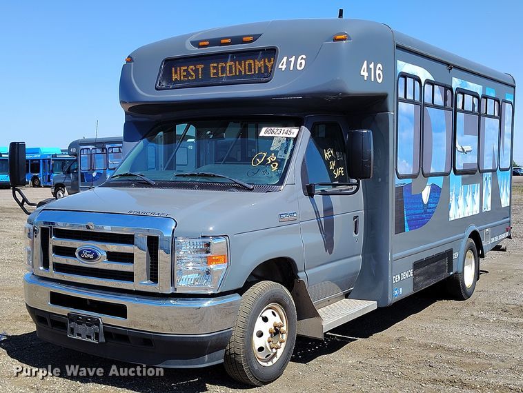 2022 Ford E450