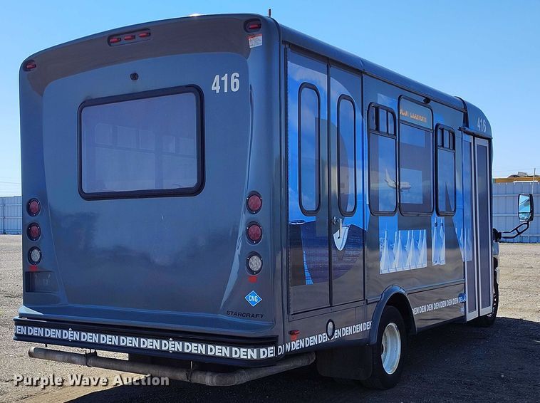 image for item YA0639 2022 Ford E450 shuttle bus