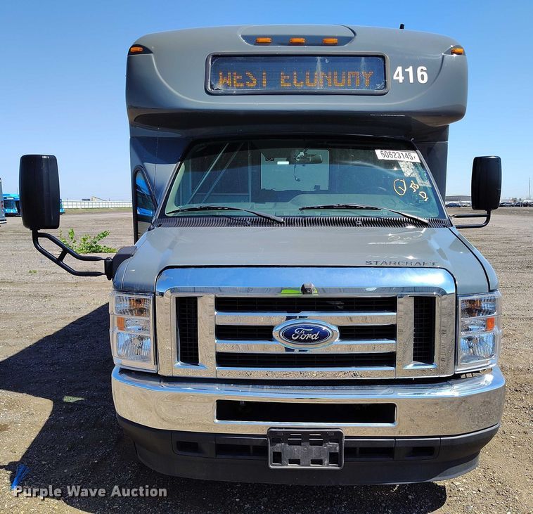 image for item YA0639 2022 Ford E450 shuttle bus