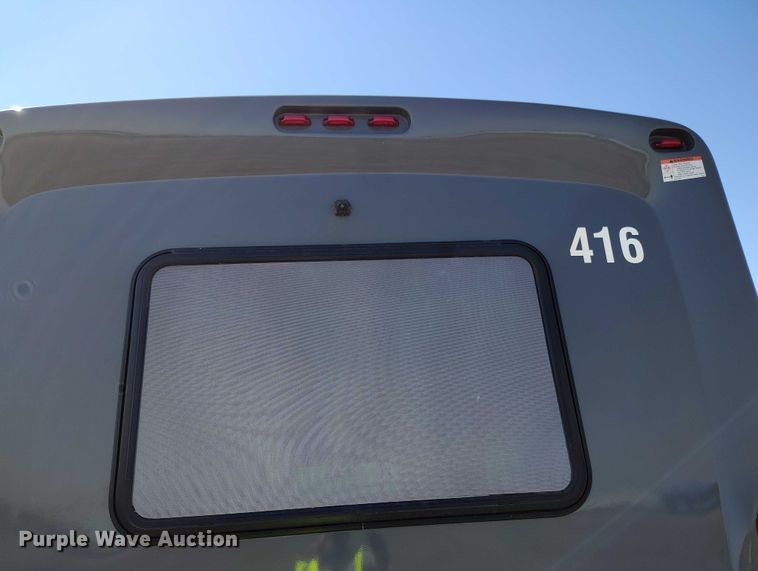 image for item YA0639 2022 Ford E450 shuttle bus