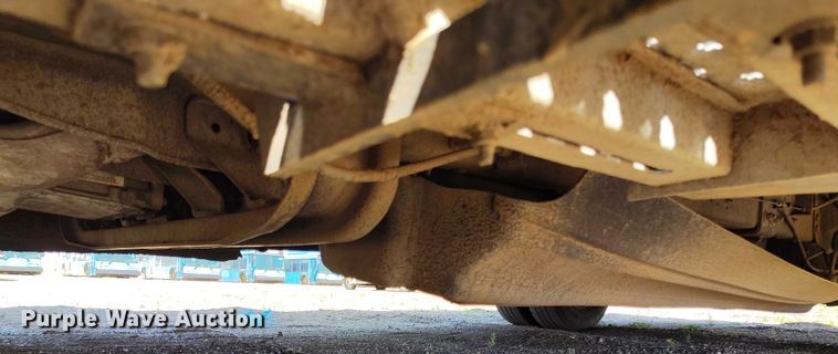 image for item YA0639 2022 Ford E450 shuttle bus