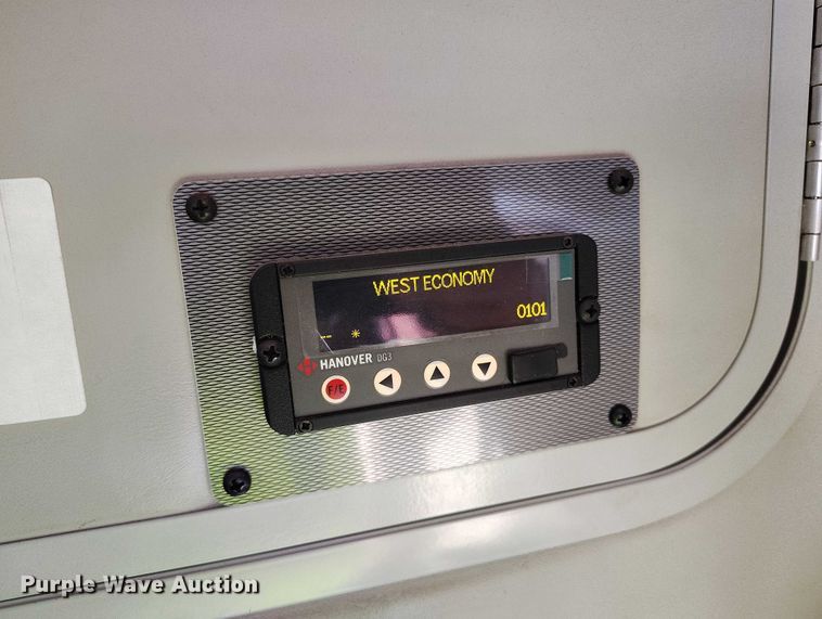 image for item YA0639 2022 Ford E450 shuttle bus