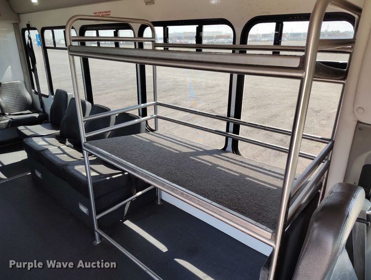 image for item YA0639 2022 Ford E450 shuttle bus