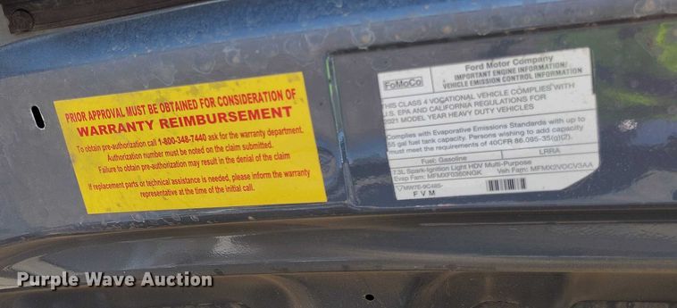 image for item YA0639 2022 Ford E450 shuttle bus