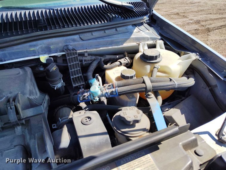 image for item YA0640 2022 Ford E450 shuttle bus