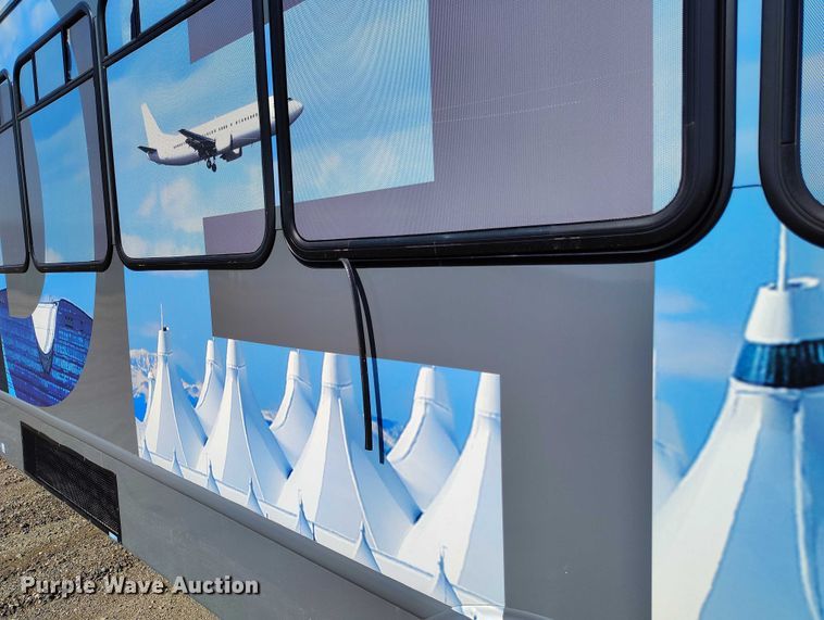 image for item YA0641 2022 Ford E450 shuttle bus